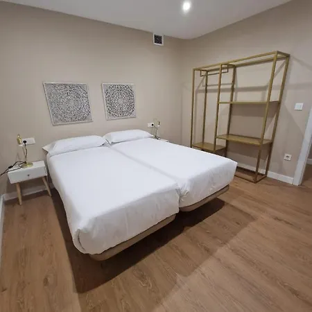 Turisticos Mencia Lejlighedshotel 3*